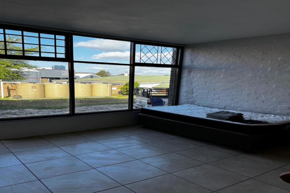 Bachelor apartment to rent in Grahamstown Central (Makhanda Central) - 1GC1735717 Bachelor apartment to rent in Grahamstown Central (Makhanda Central) - 1GC1735717