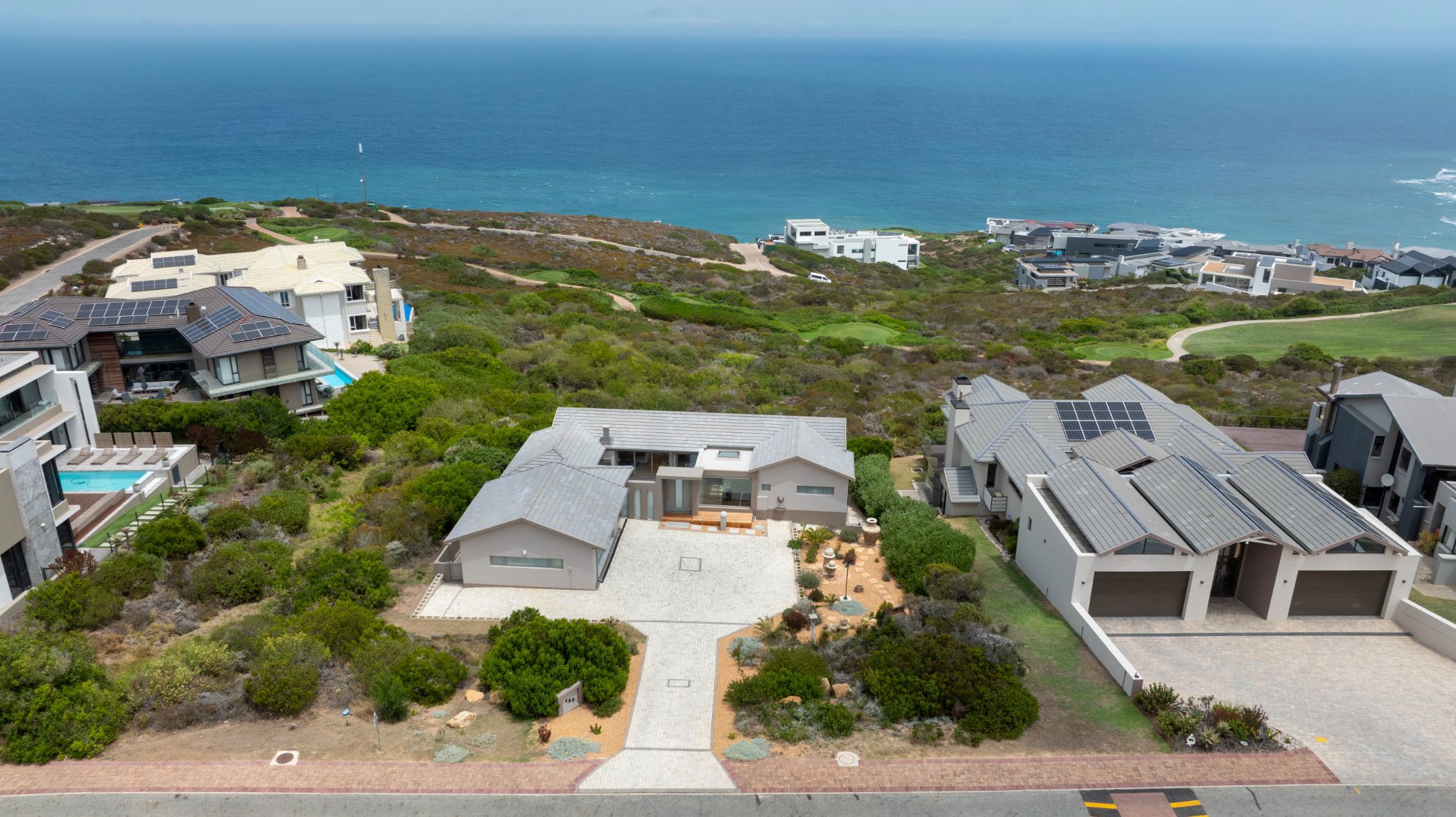 Golf estate house for sale in Pinnacle Point Golf Estate - 1MB1727051