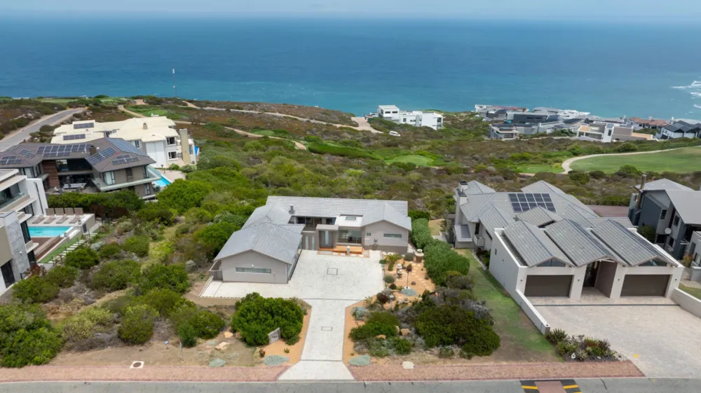 Golf estate house for sale in Pinnacle Point Golf Estate - 1MB1727051 Golf estate house for sale in Pinnacle Point Golf Estate - 1MB1727051