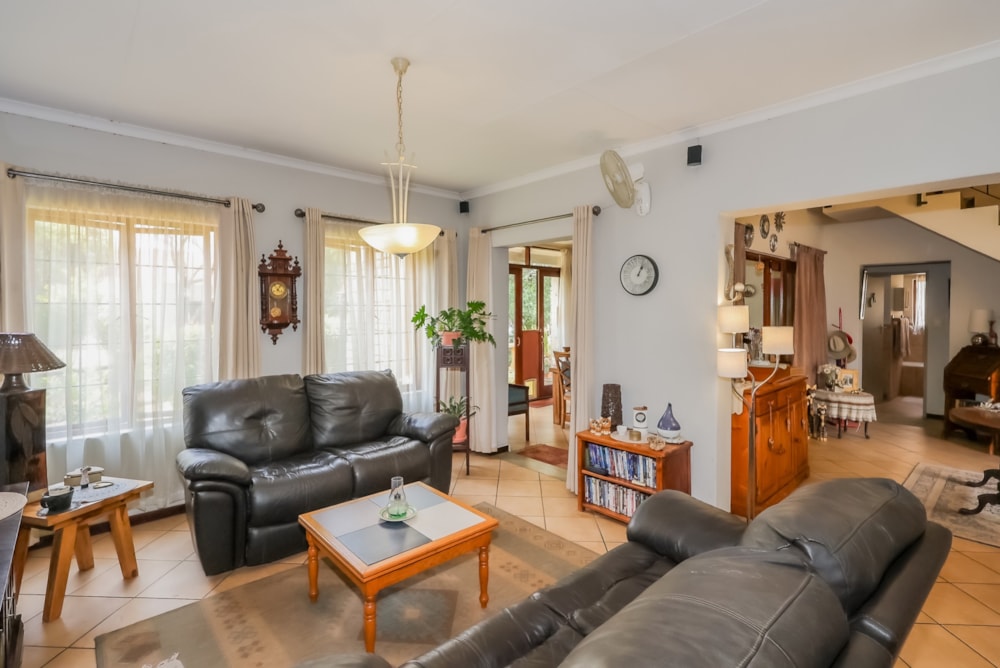 Apartment for sale in The Coves - 1HR1728696