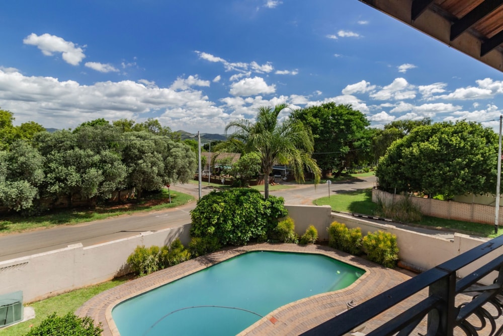 House for sale in Schoemansville - 1HR1726888