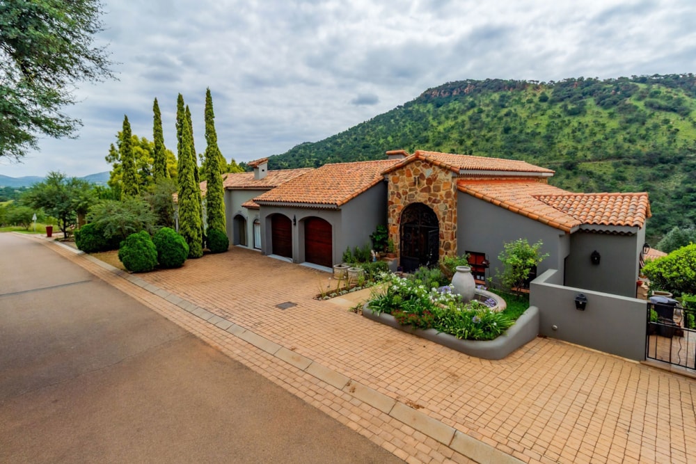 House for sale in Estate D Afrique - 1HR1727666