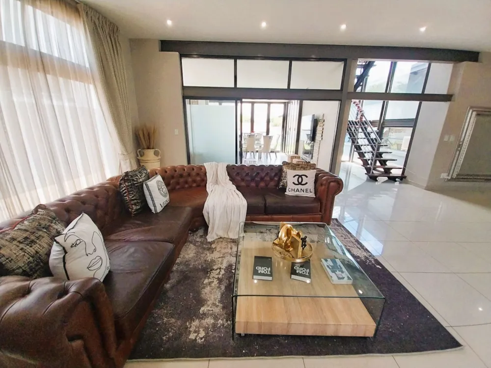 Double-storey house for sale in Midstream Estate - CN1727752 Double-storey house for sale in Midstream Estate - CN1727752