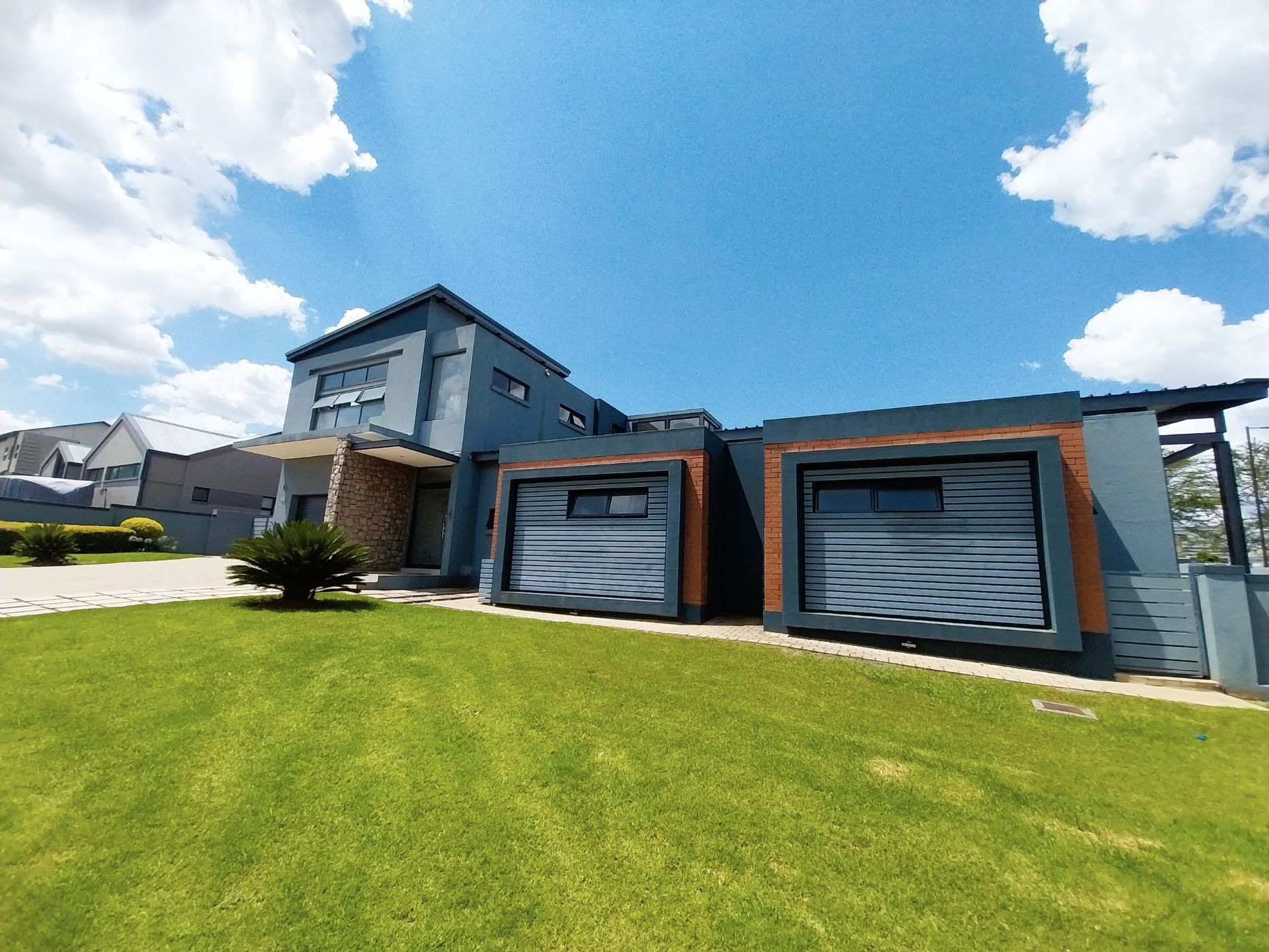 Double-storey house for sale in Midstream Estate - CN1727752