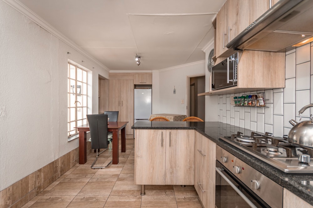 House for sale in Terenure - KTP1726042 House for sale in Terenure - KTP1726042