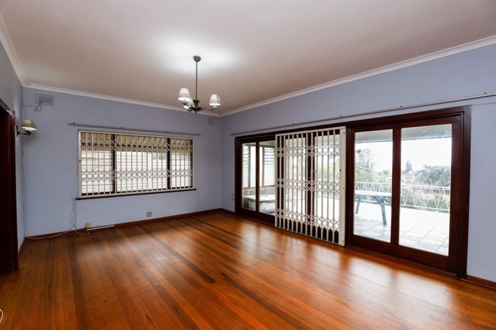 House for sale in Glenmore - 1DA1726974