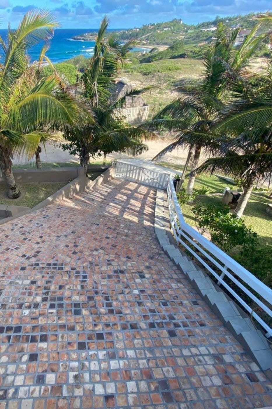 House for sale in Praia do Tofo, Mozambique - 3MQ1726368