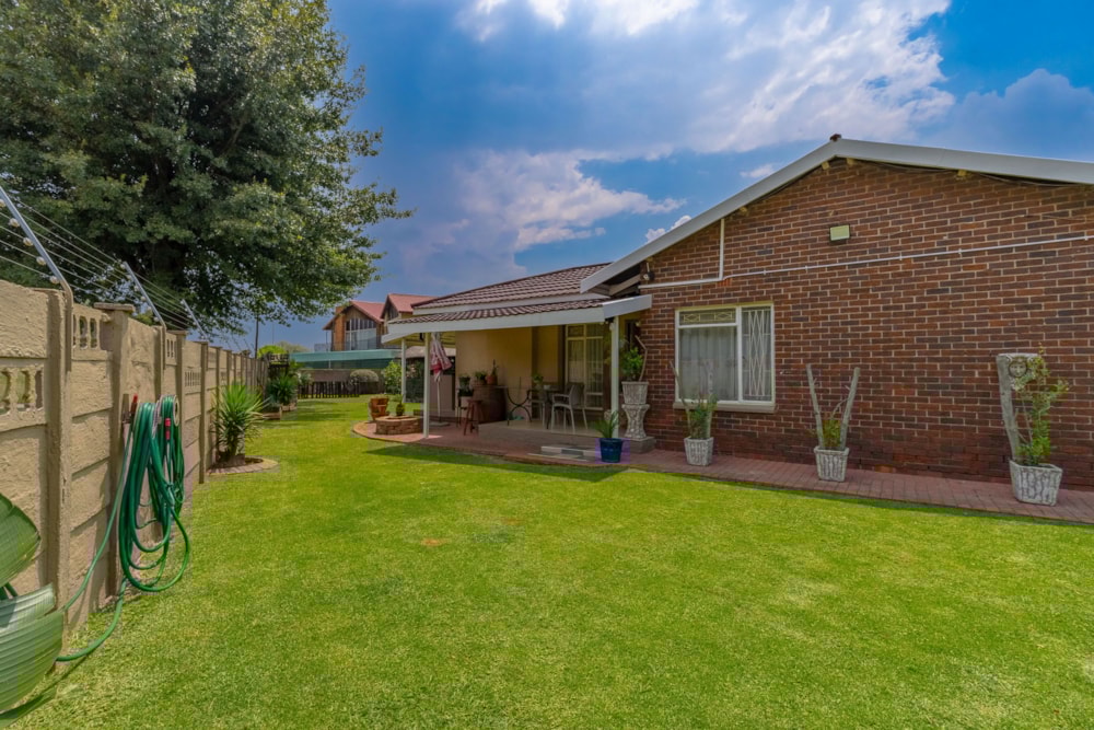 House for sale in Brenthurst - 1BJ1728436