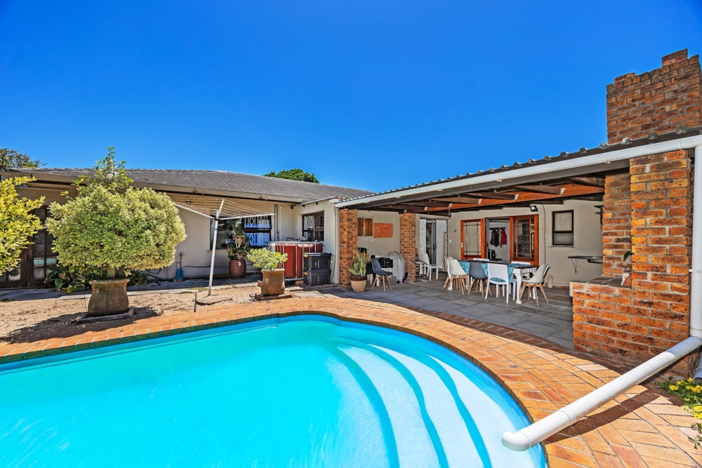 House for sale in Oakglen - DBV1726787