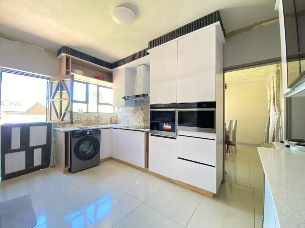 House let in Sunnyridge, Newcastle - 1NW1727738