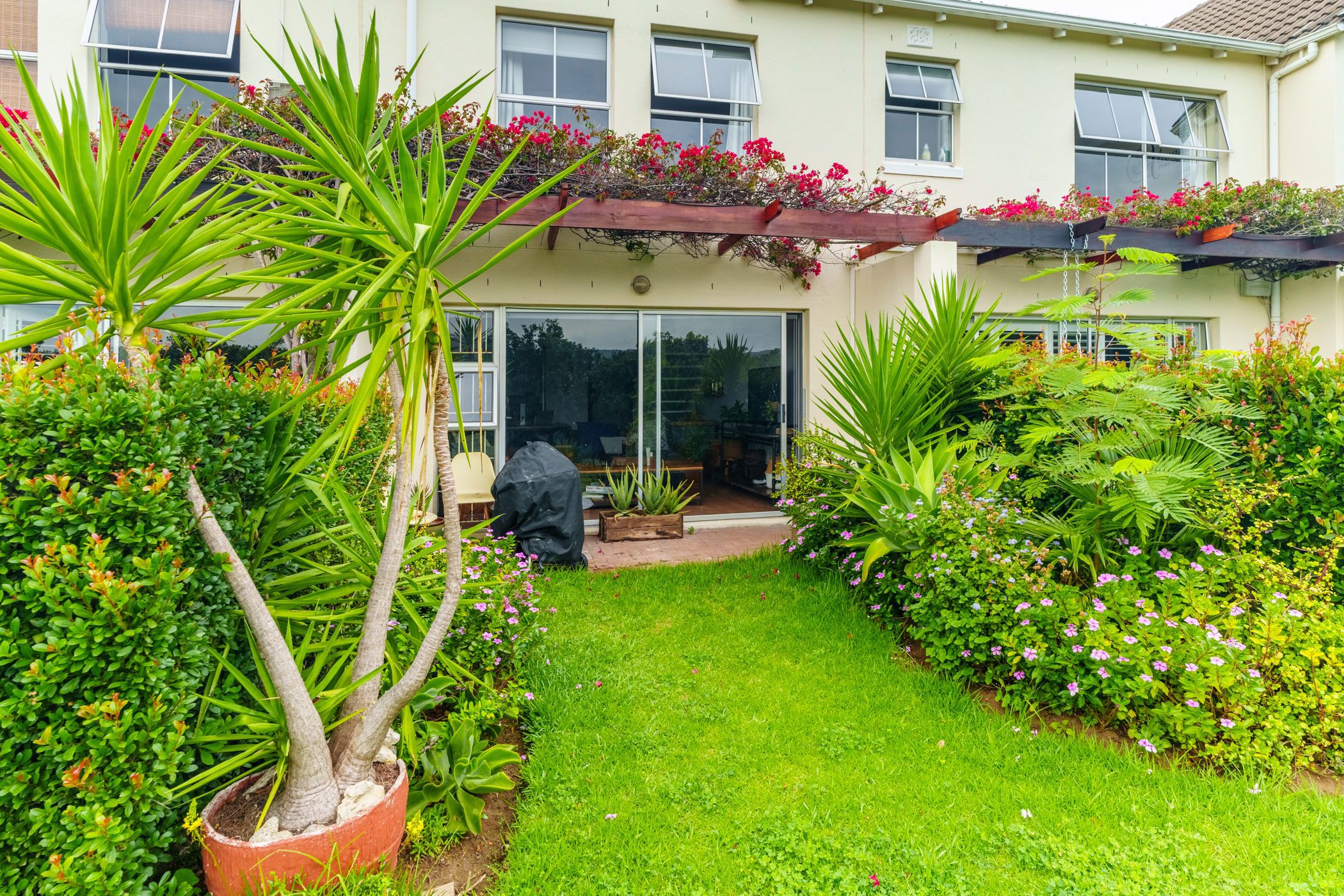 Apartment to rent in Vredehoek - CBL1728087