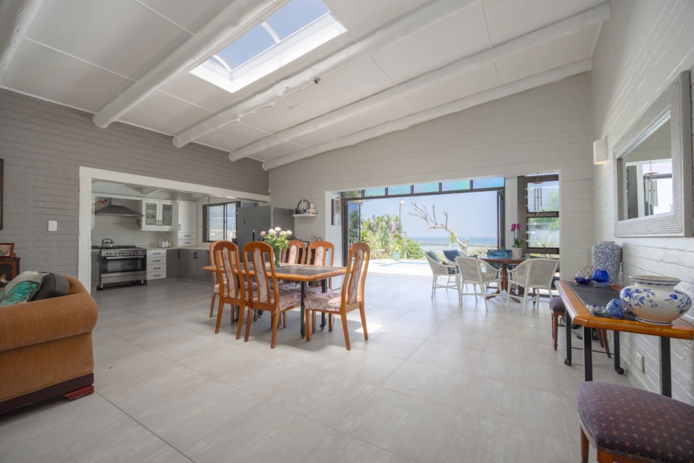 Double-storey house for sale in Oslo Beach, Port Shepstone - 1PSH1727176