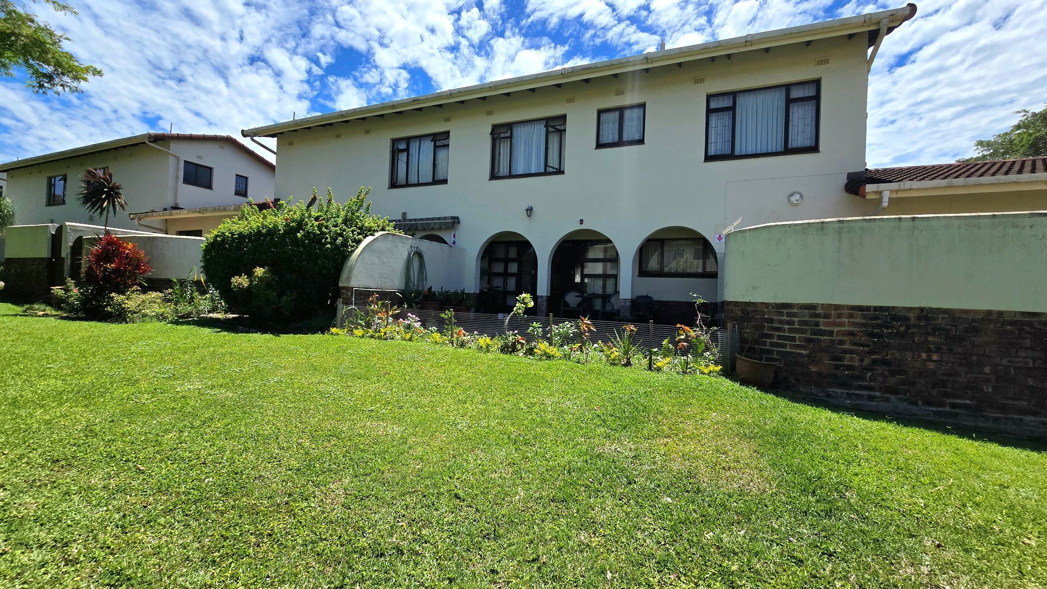 Townhouse for sale in Umtentweni - 1PSH1726396