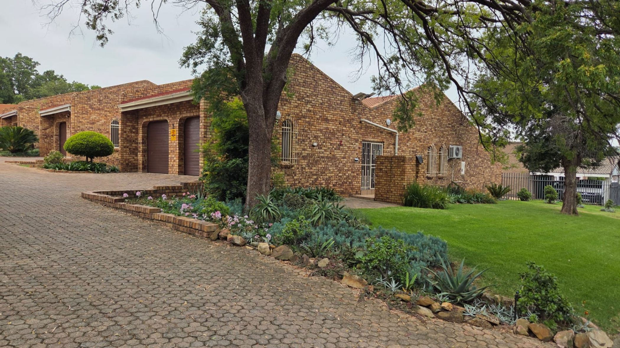 Townhouse for sale in Overkruin - 1SP1728144