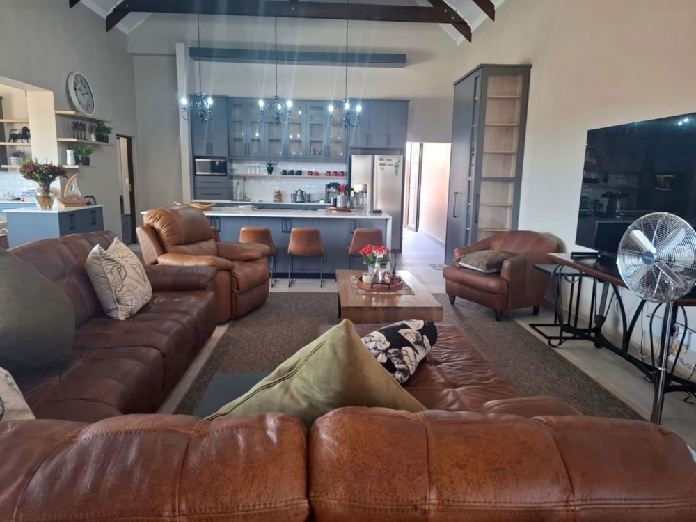 House to rent in Renosterbos Estate - 1MB1727970