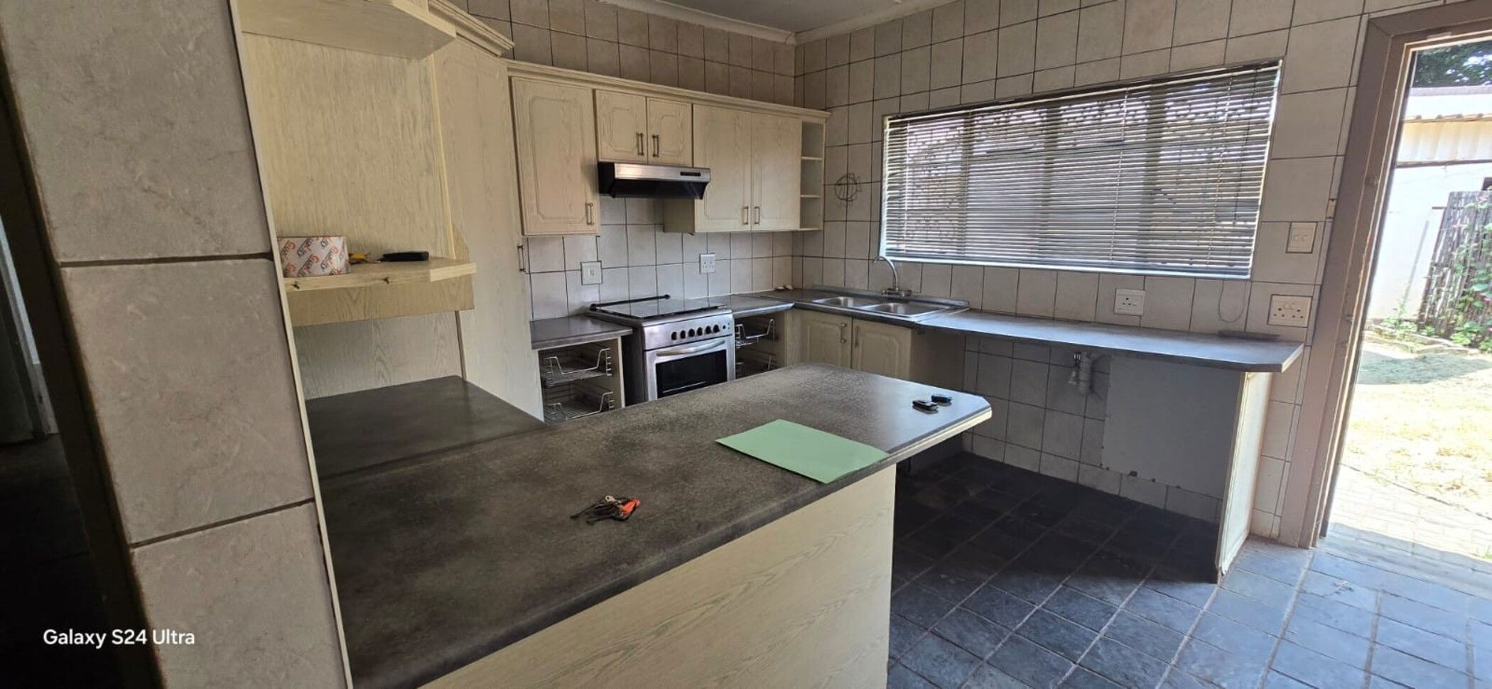 House to rent in Three Rivers North - 1VT1728196