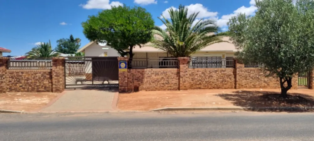 House let in Kimberley - 1KJ1729846 House let in Kimberley - 1KJ1729846
