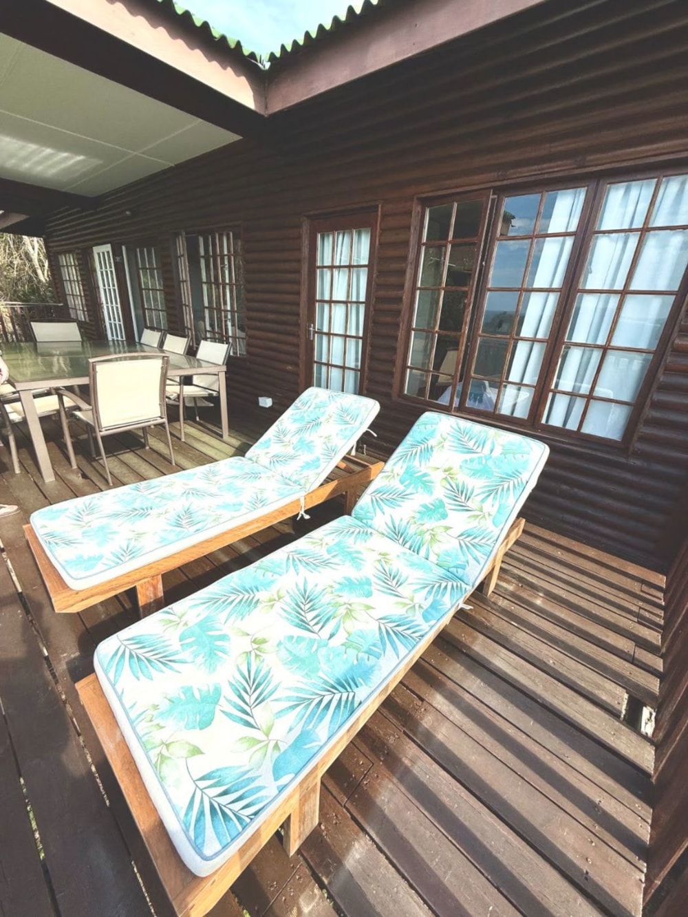 Beachfront villa for sale in Ponta de Ouro, Mozambique - 3MQ1623846