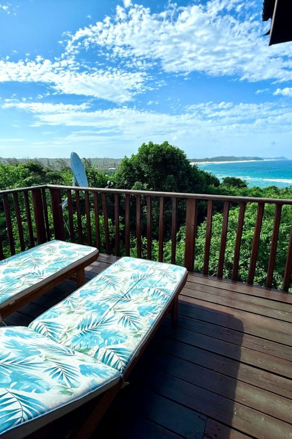 Beachfront villa for sale in Ponta de Ouro, Mozambique - 3MQ1623846