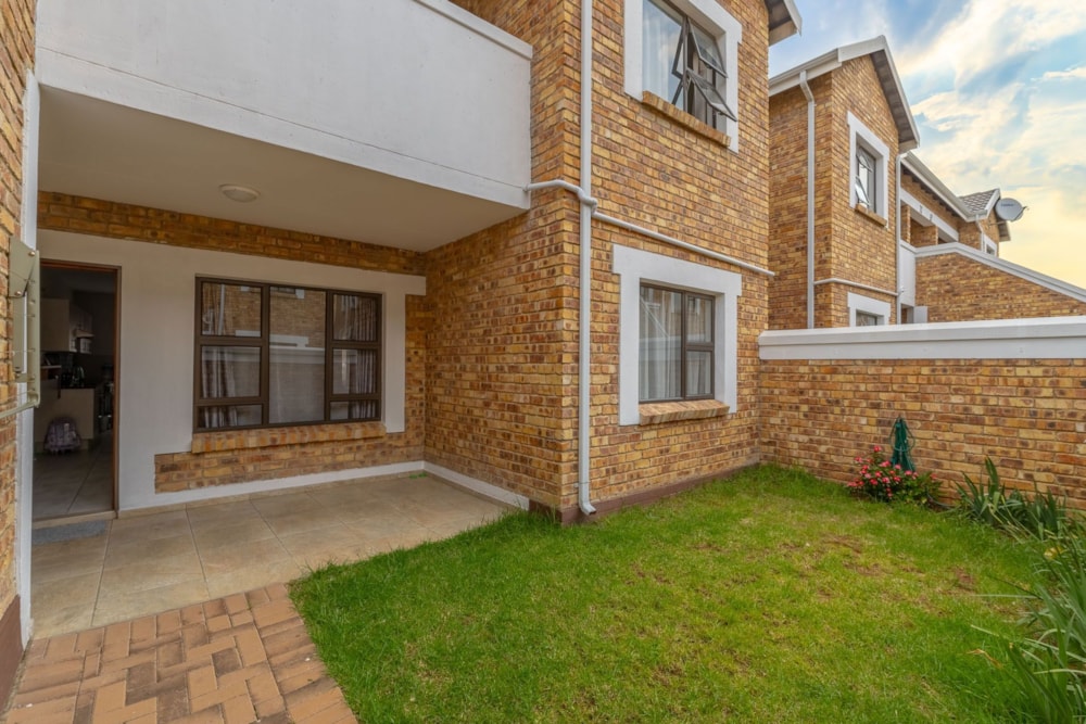 Security complex home for sale in Beyers Park - BOK1727633