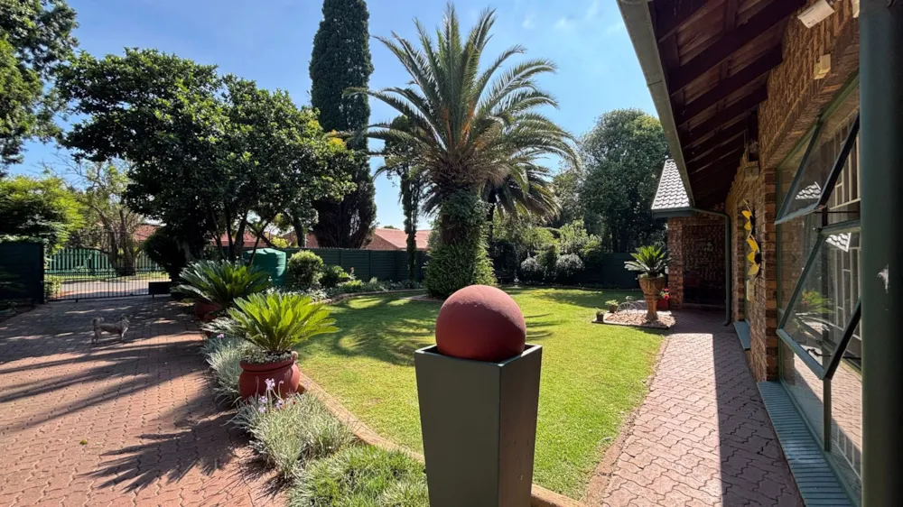 Single-storey house for sale in Delmas - PRN1633502 Single-storey house for sale in Delmas - PRN1633502