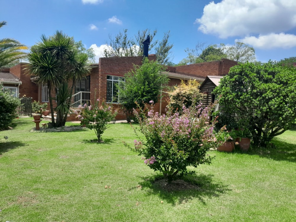 Townhouse to rent in Bethlehem Central - 1BTH1726895