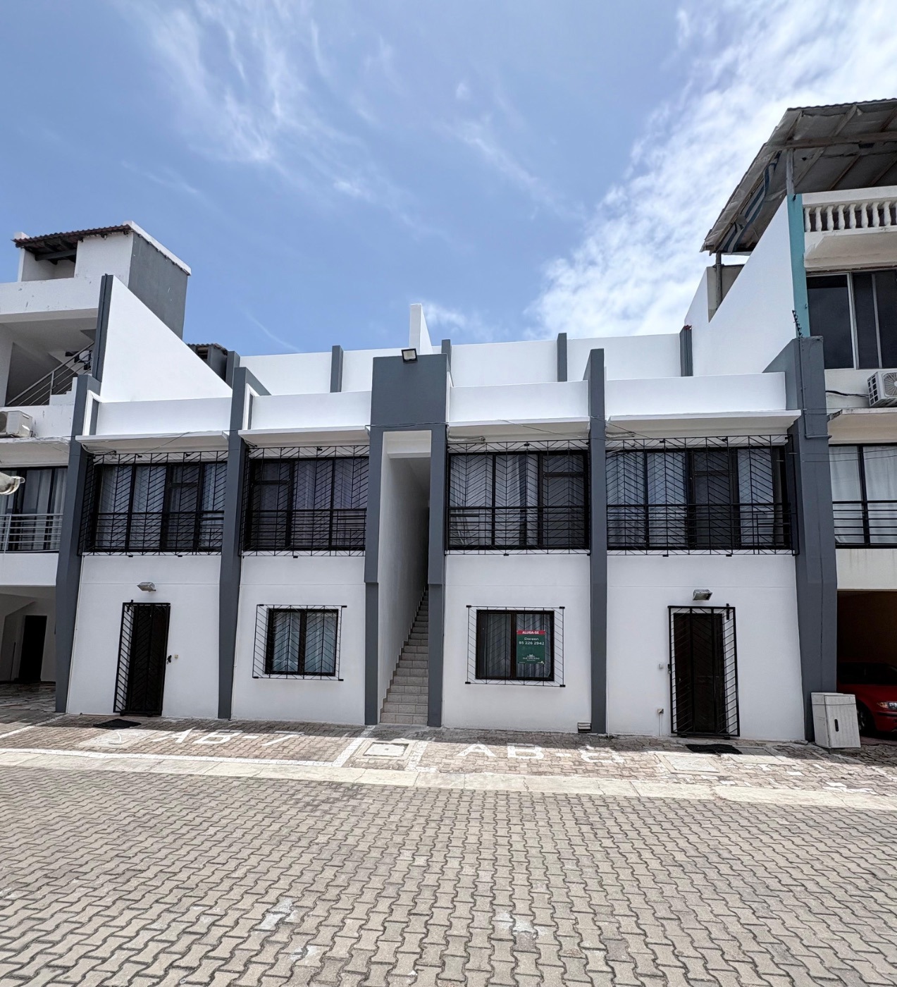 Multi-storey house for sale in Maputo , Mozambique - 3MQ1658085