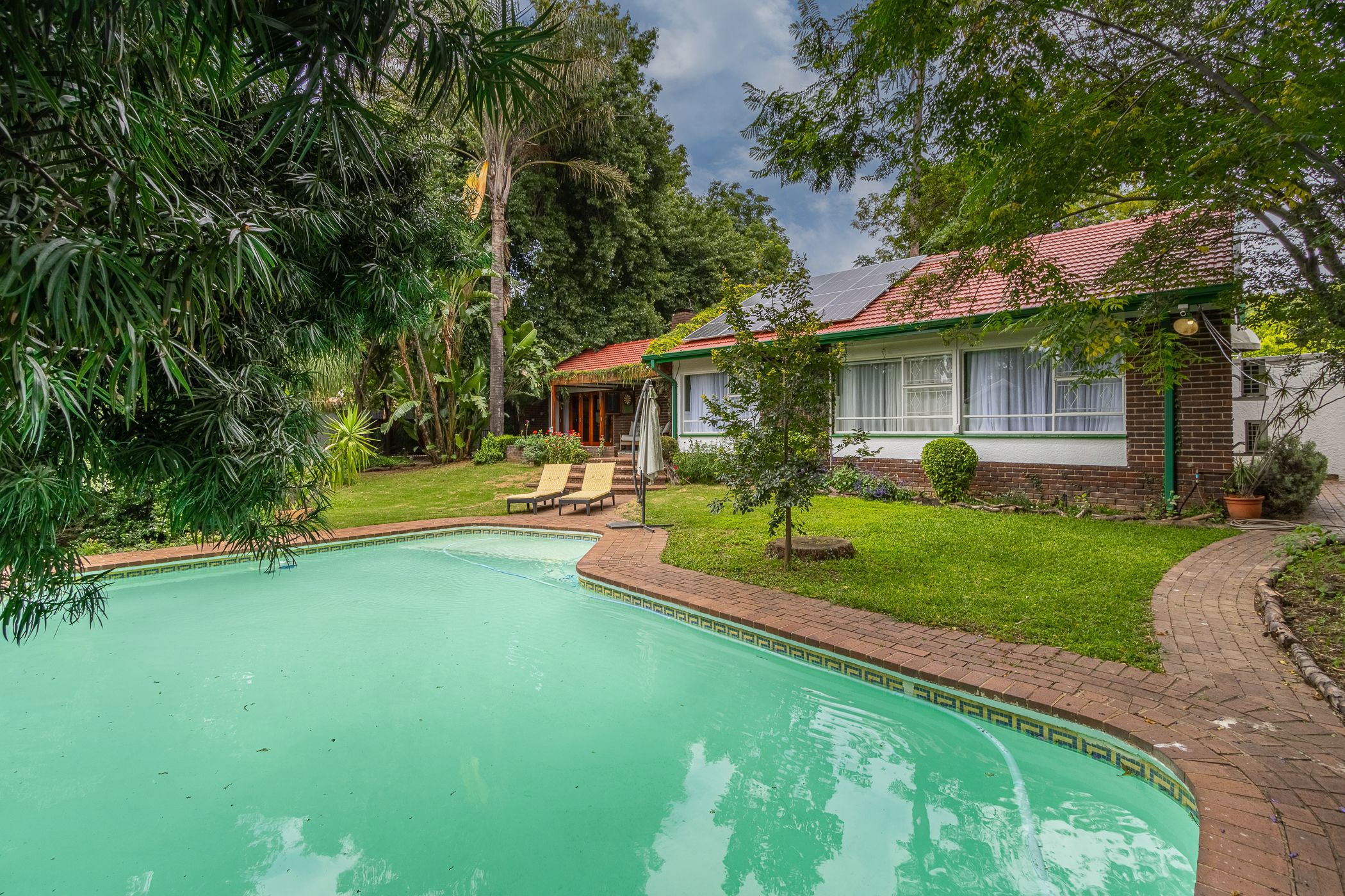 House for sale in Bordeaux  - HP1727721