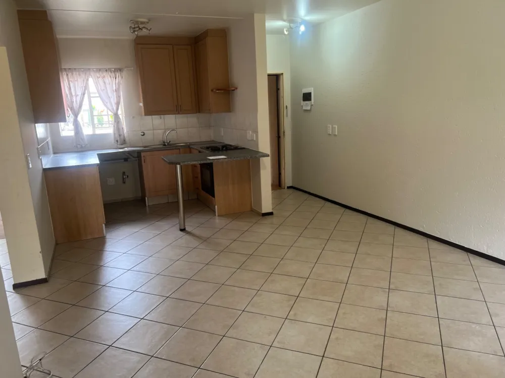 Apartment for sale in Brentwood Park, Benoni - EN1727374