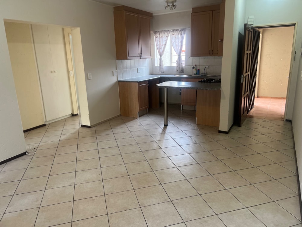 Apartment for sale in Brentwood Park, Benoni - EN1727374
