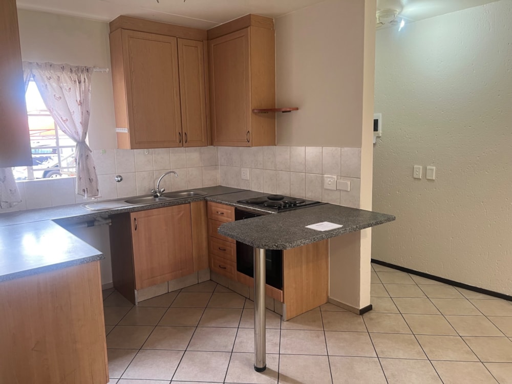 Apartment for sale in Brentwood Park, Benoni - EN1727374