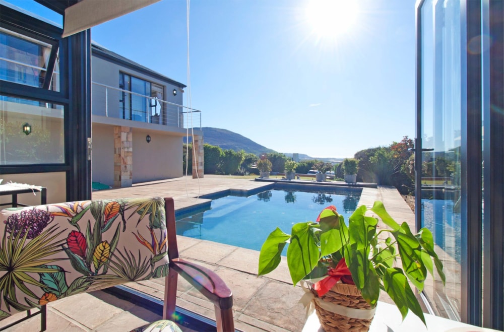 Double-storey house for sale in Stonehaven Estate - FH1727068