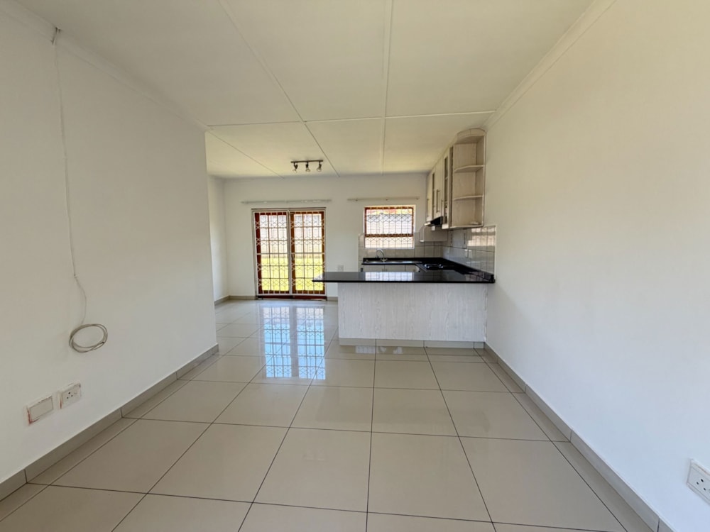 Townhouse to rent in Bisley - 1PM1726068