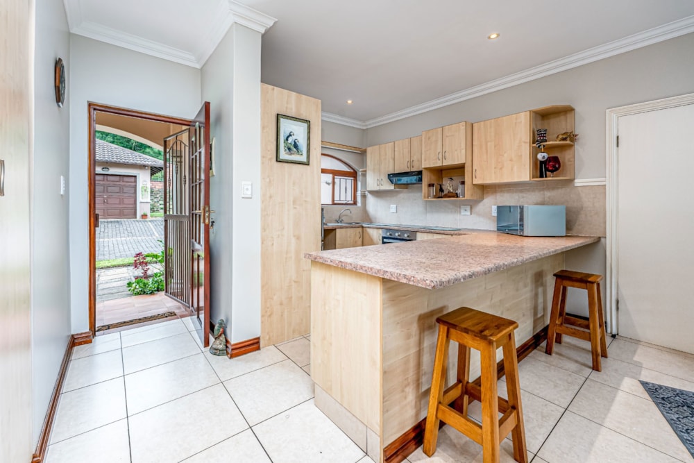 Townhouse for sale in Le Domaine Estate - 1KF1727162