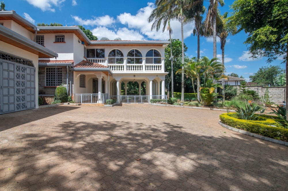 House to rent in Runda , Kenya - 3KE1722231