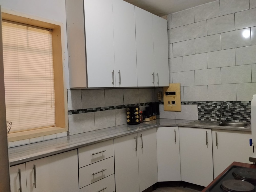 Apartment for sale in Kimberley - 1KJ1725962