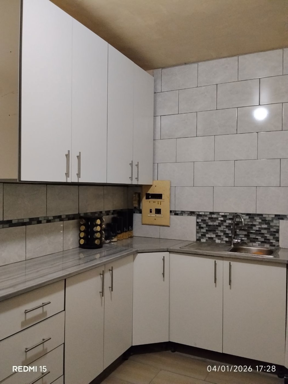 Apartment for sale in Kimberley - 1KJ1725962