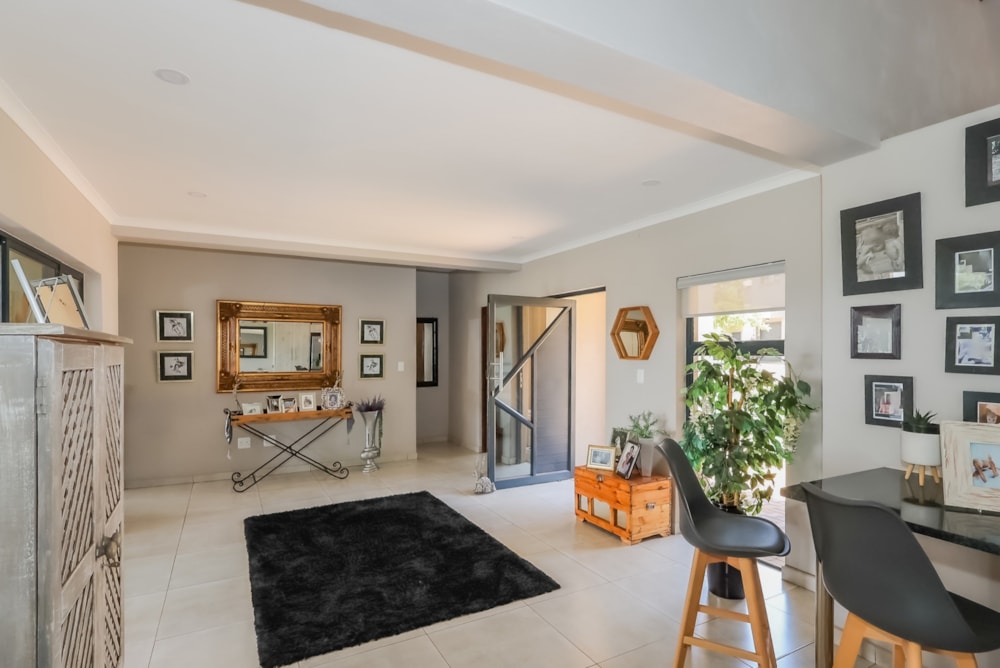 Townhouse for sale in Leloko Estate - 1HR1727982