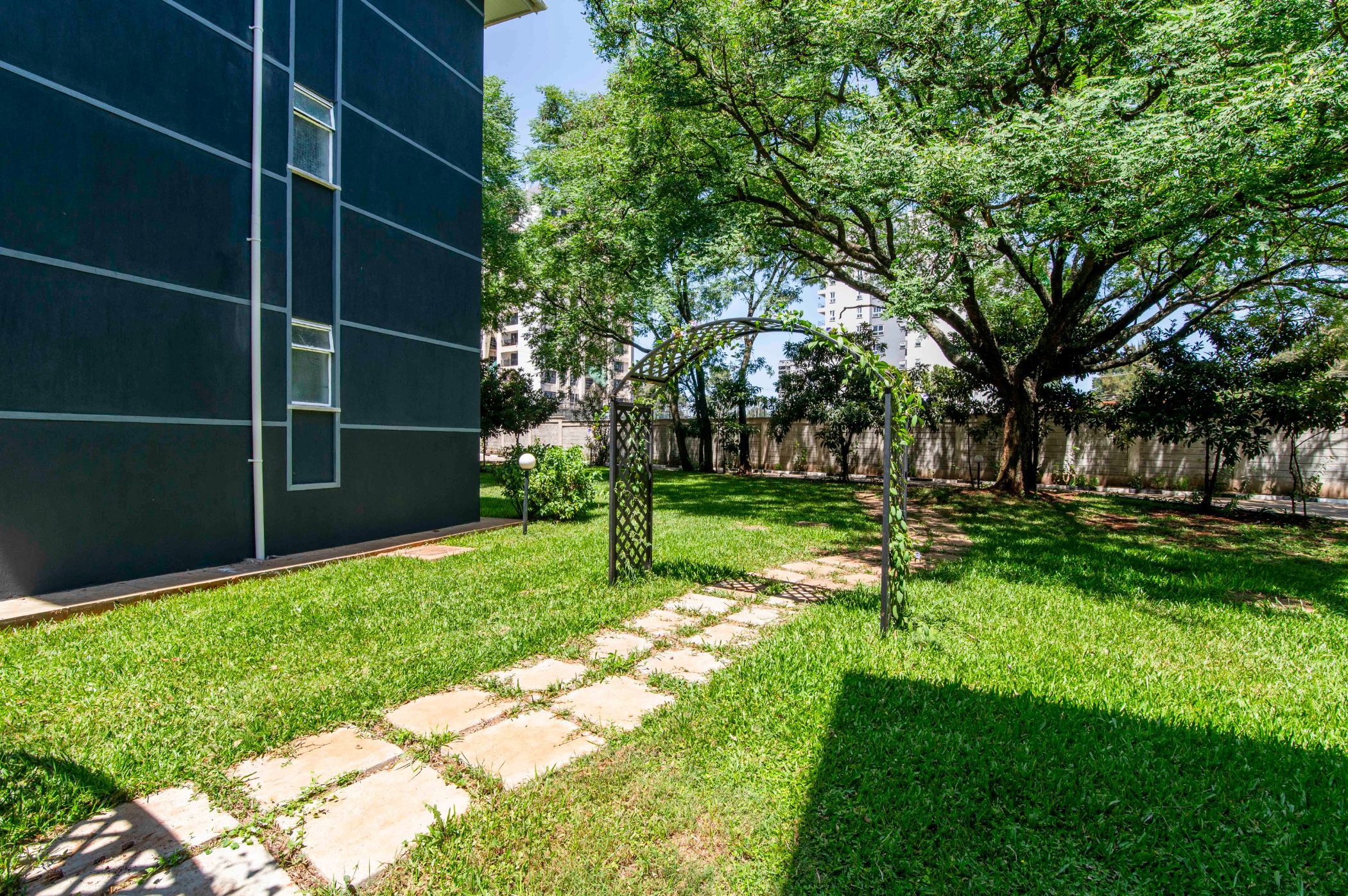 Apartment to rent in Kilimani, Kenya - 3KE1727419