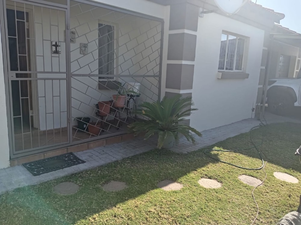 Townhouse for sale in Witbank (eMalahleni) - 1MD1711990 Townhouse for sale in Witbank (eMalahleni) - 1MD1711990