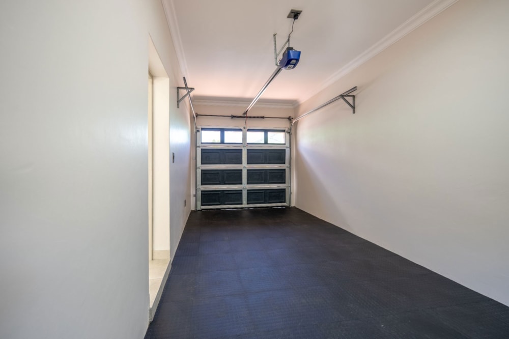 Townhouse for sale in Assagay - 1KF1712577