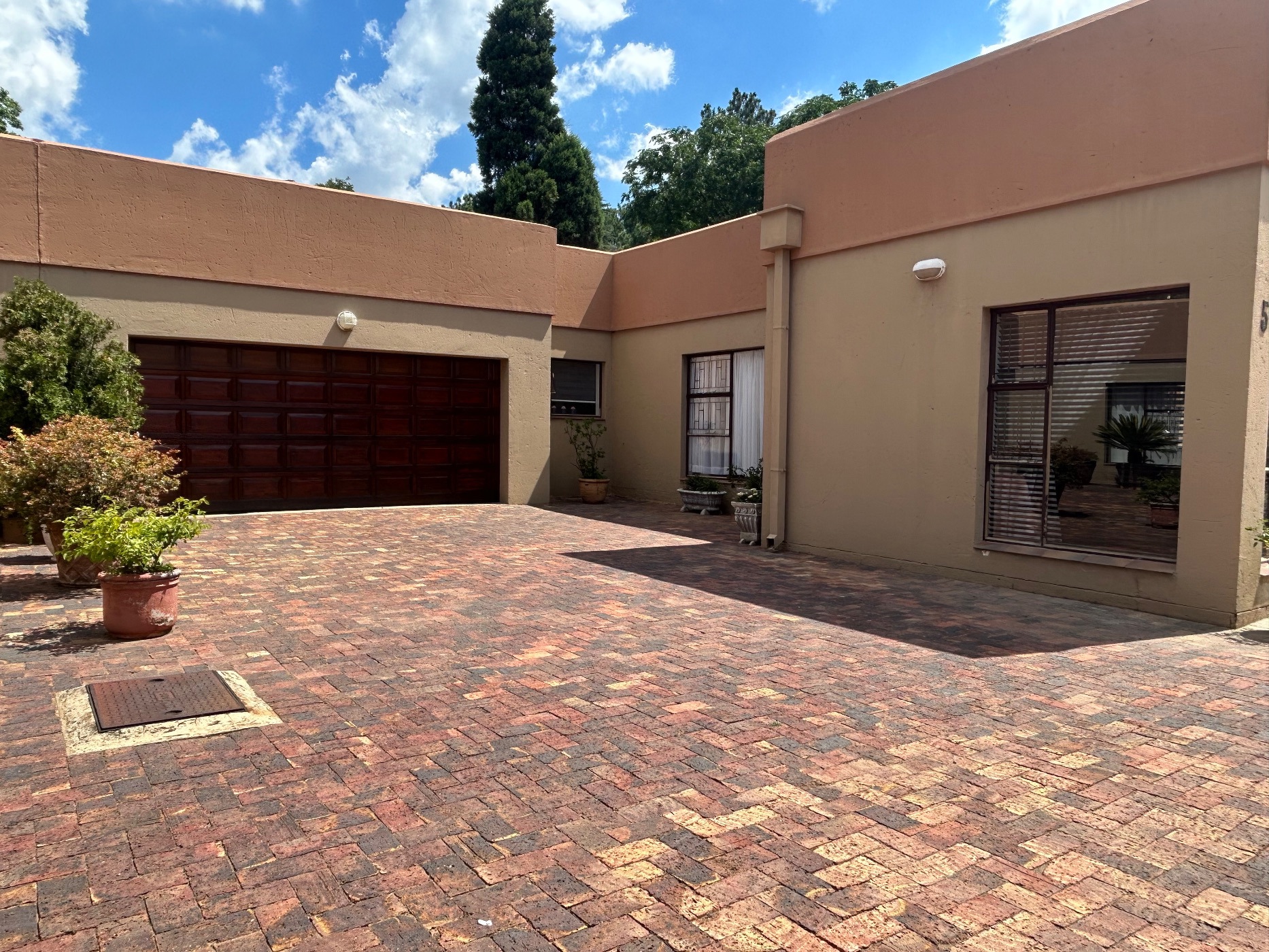 Townhouse for sale in Three Rivers Proper - 1VT1726463