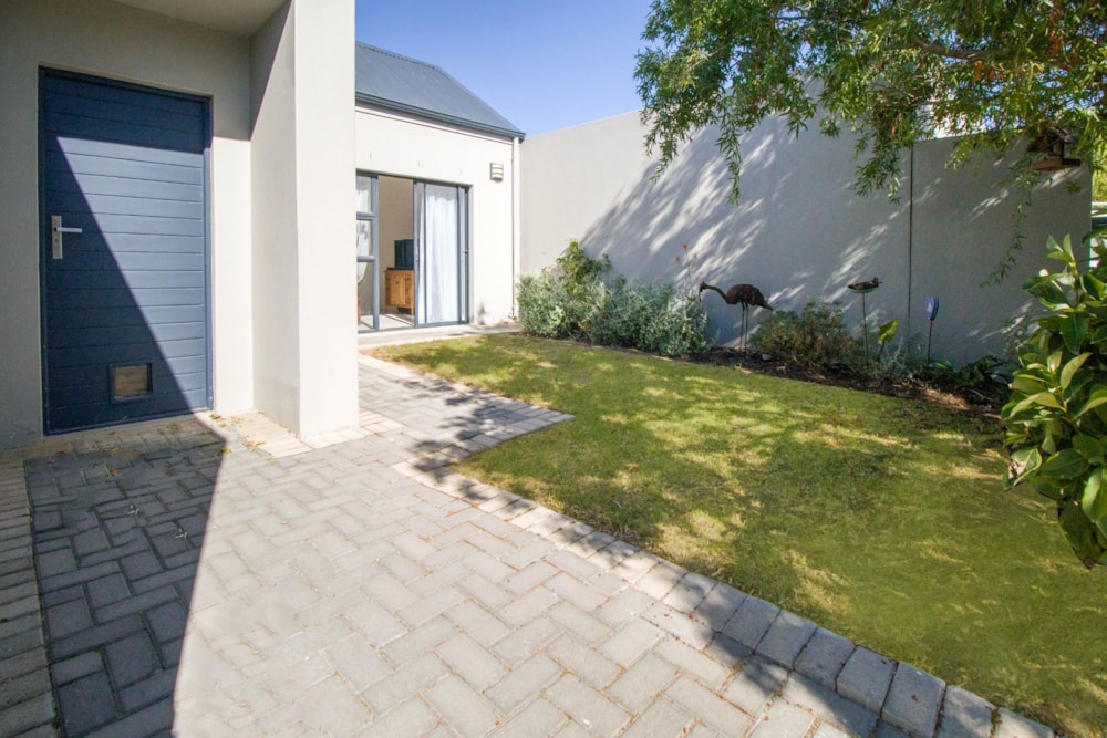 House for sale in Aan de Wijnlanden - ST1716348