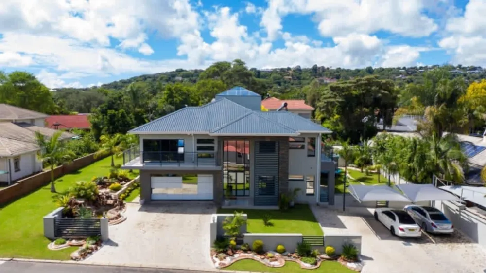 Double-storey house for sale in Borrowdale Brooke, Zimbabwe - 3ZB1715340 Double-storey house for sale in Borrowdale Brooke, Zimbabwe - 3ZB1715340
