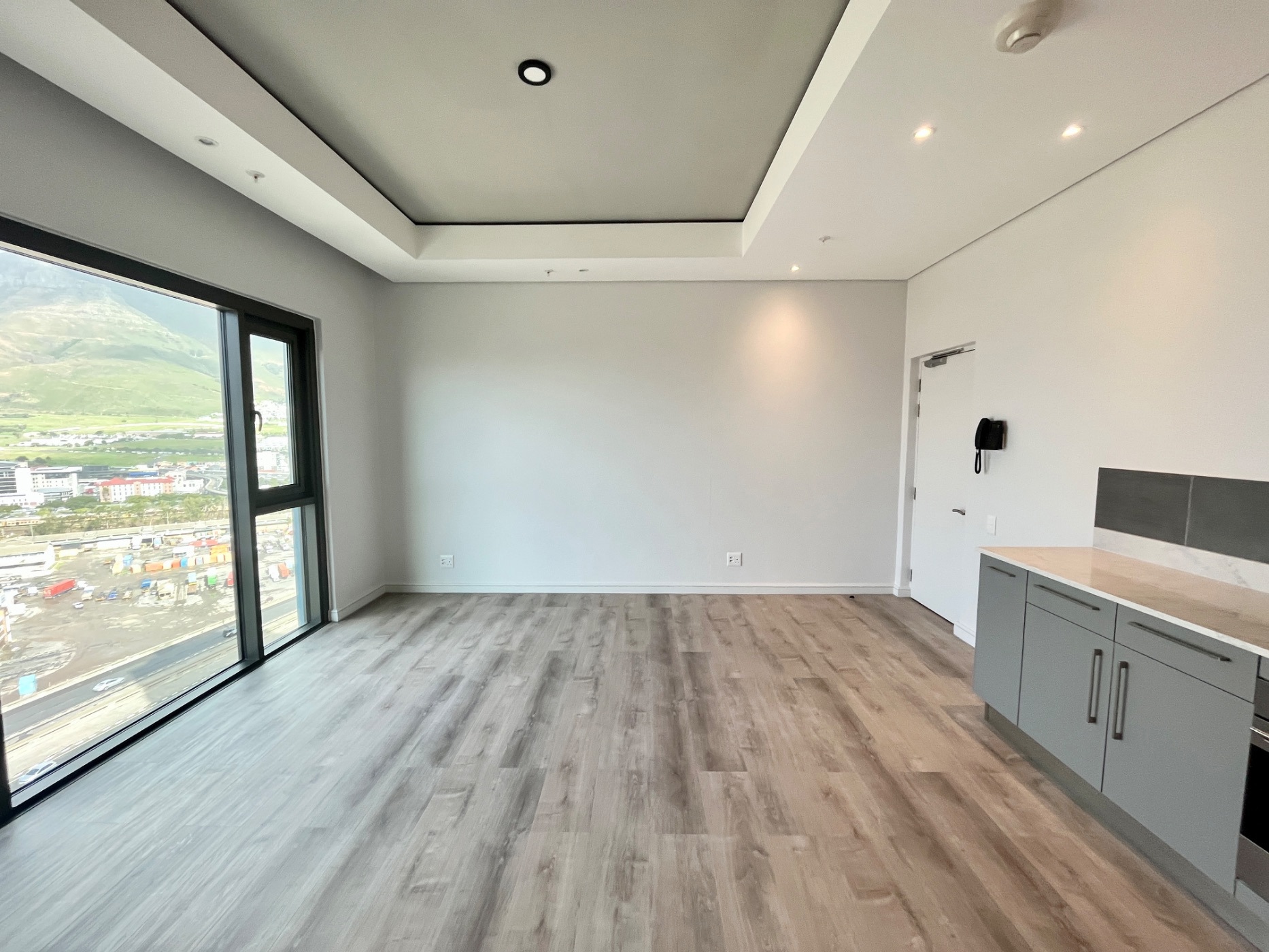 Apartment to rent in Foreshore - CBL1750137