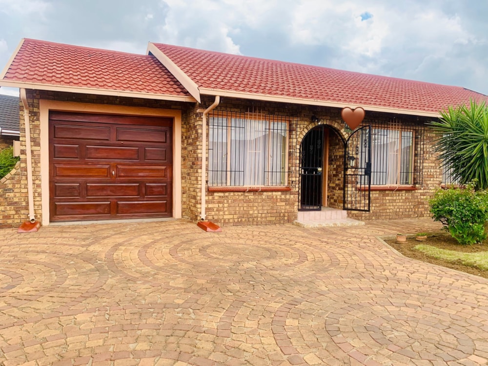 House for sale in Tsakane - 1BJ1726048