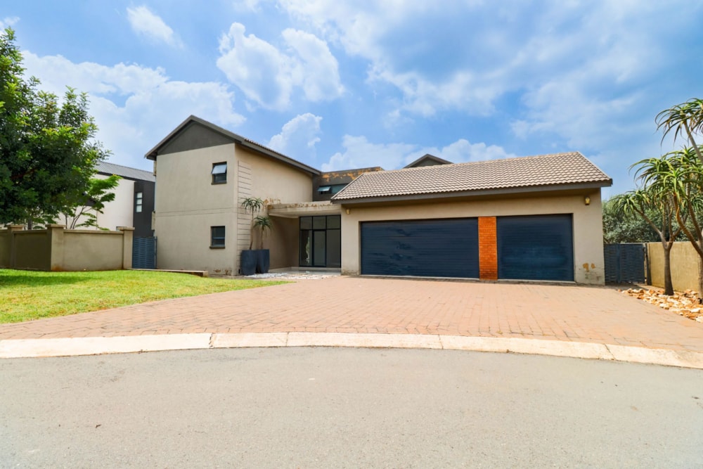 Security estate home for sale in Midstream Estate - CN1726230