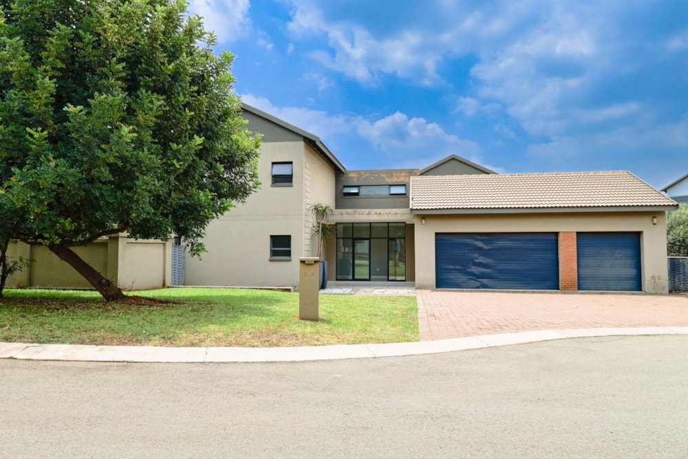 Security estate home for sale in Midstream Estate - CN1726230