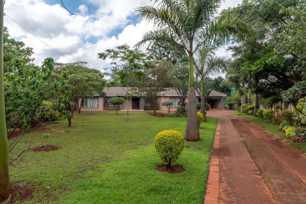 House for sale in Borrowdale, Zimbabwe - 3ZB1726778