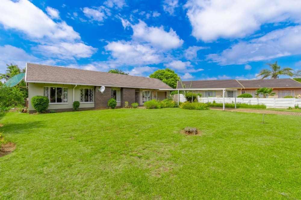 House for sale in Mackenzie Park - EN1726075